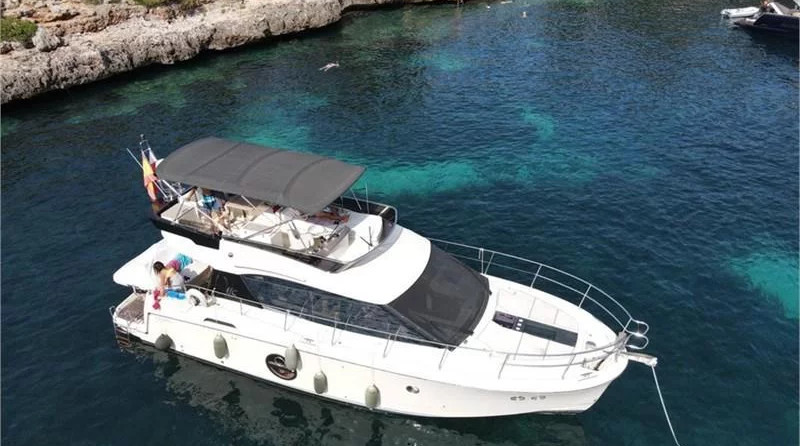 Monte Carlo Yachts 42