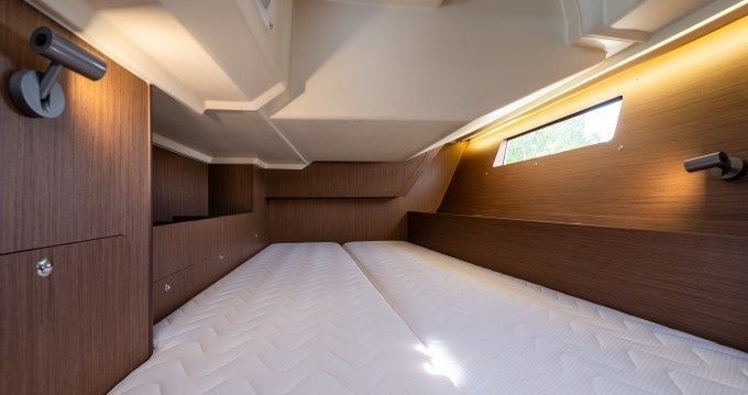 Beneteau Oceanis 41.1