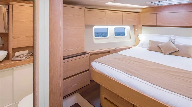 Hanse 588
