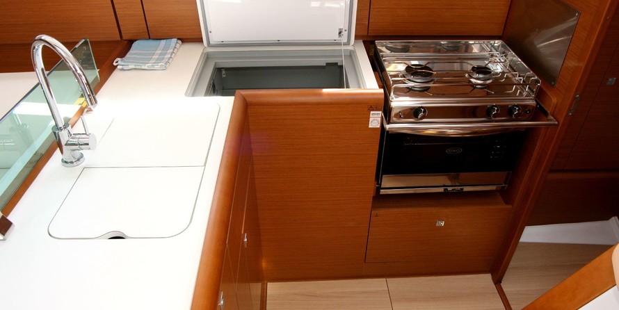 Jeanneau Sun Odyssey 389