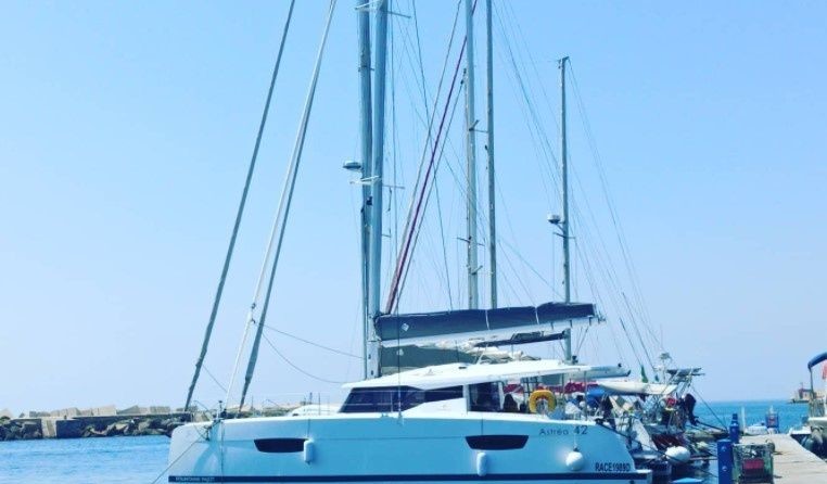 Fountaine Pajot Astréa 42
