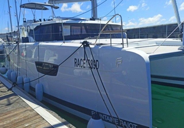 Fountaine Pajot Astréa 42