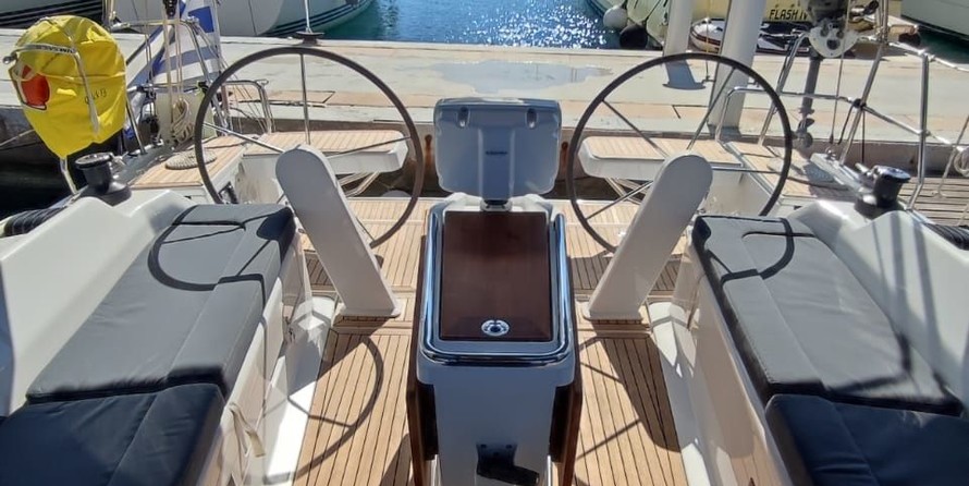 Hanse 418