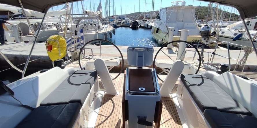 Hanse 418