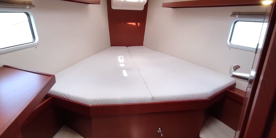 Hanse 418
