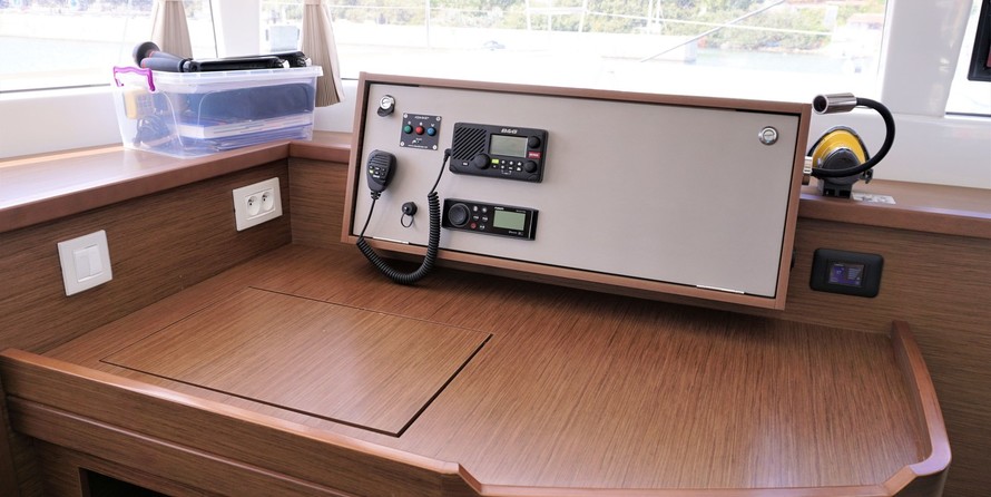 Lagoon 450 S