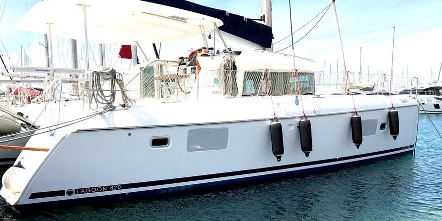 Lagoon 420