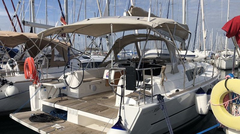 Dufour 382