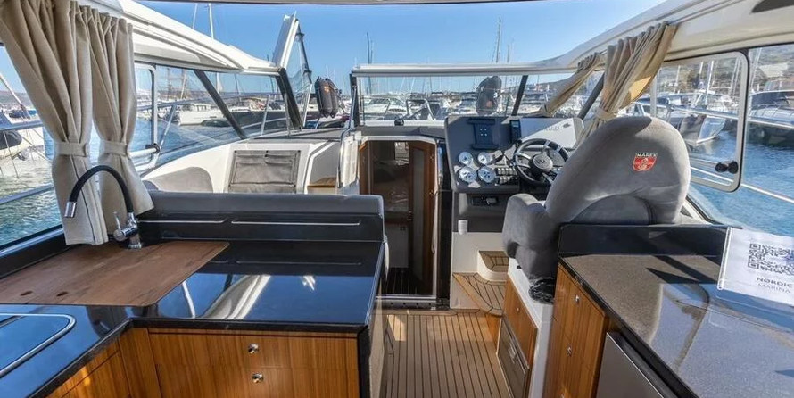Marex 350 Cabriolet Cruiser
