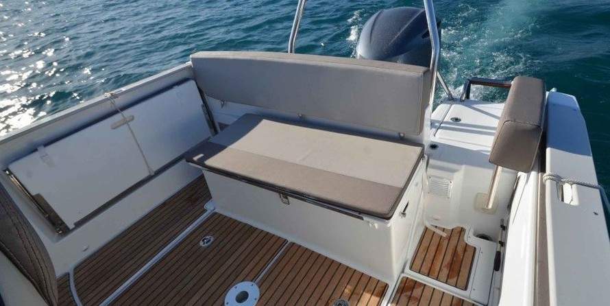 Jeanneau Cap Camarat 7.5