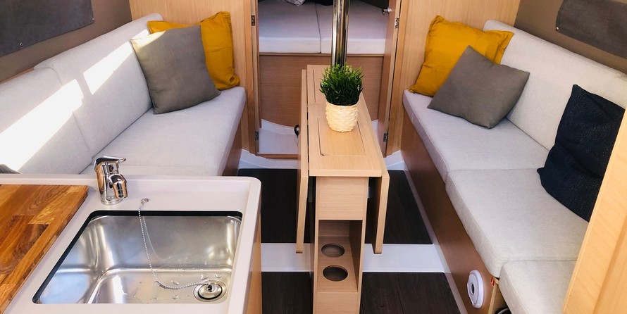 Beneteau Oceanis 30.1