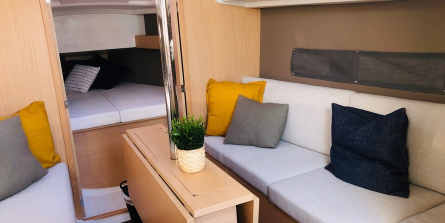 Beneteau Oceanis 30.1