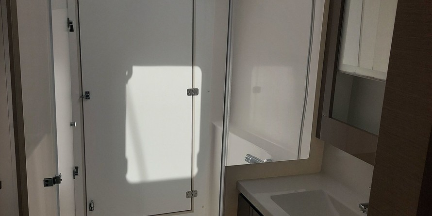 Fountaine Pajot Lucia 40