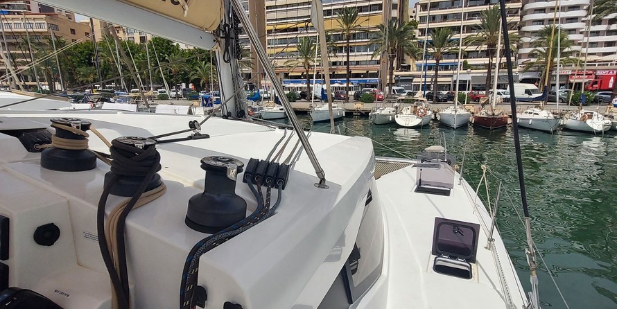 Fountaine Pajot Lucia 40