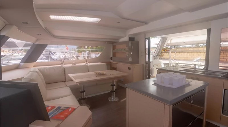 Fountaine Pajot Saba 50