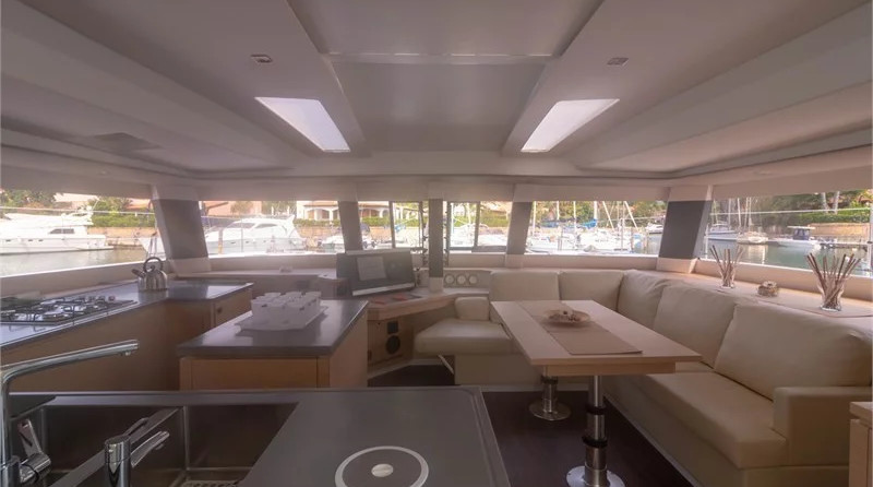 Fountaine Pajot Saba 50