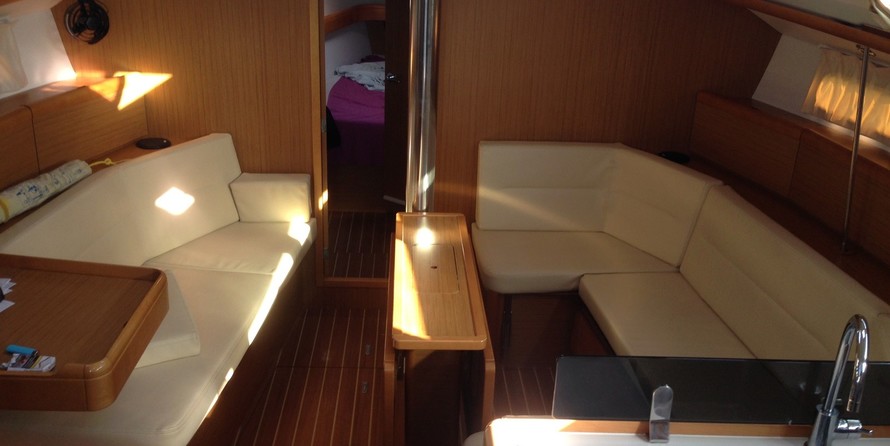 Jeanneau Sun Odyssey 42