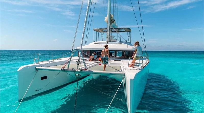 Lagoon 52 (5Cab)