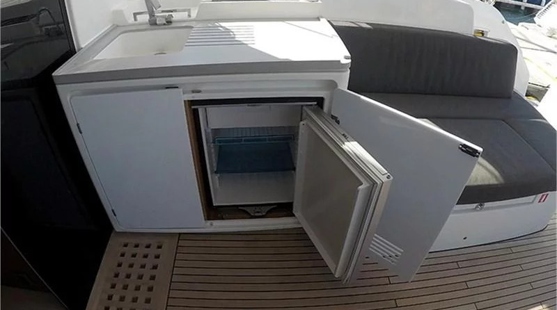 Lagoon 50