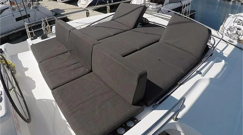 Lagoon 50