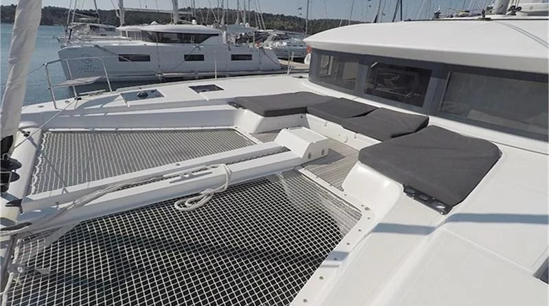 Lagoon 50