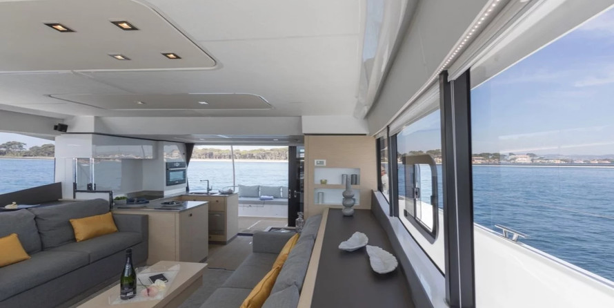 Fountaine Pajot MY 44
