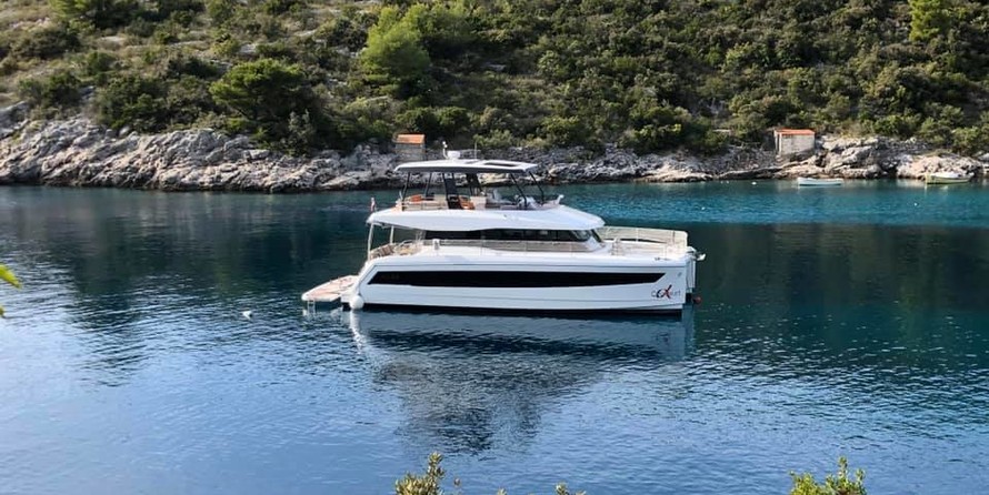 Fountaine Pajot MY 44