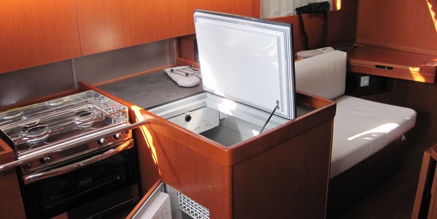 Beneteau Oceanis 41.1