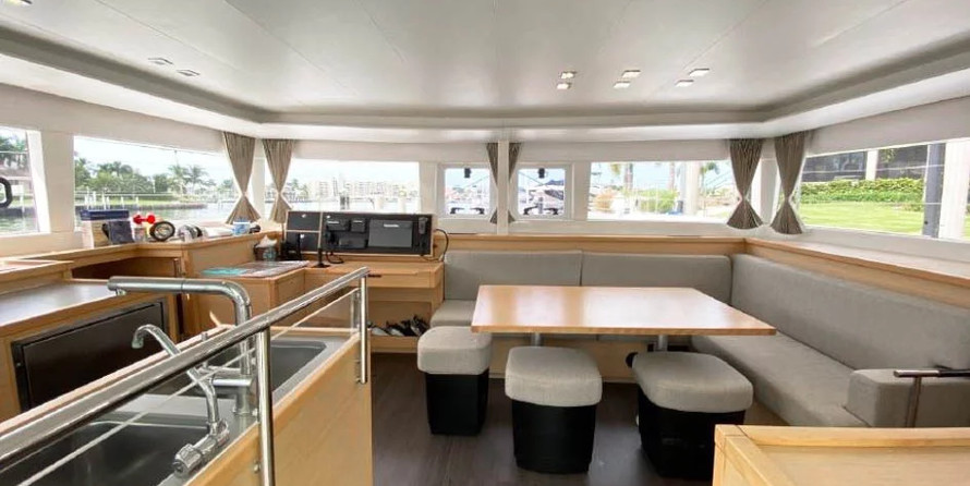 Lagoon 450