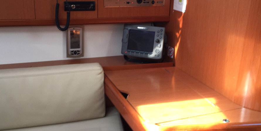 Beneteau Oceanis 43