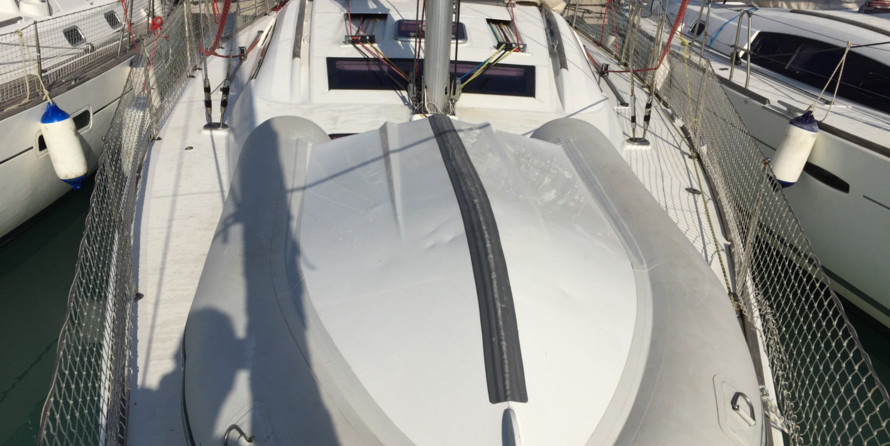 Beneteau Oceanis 43