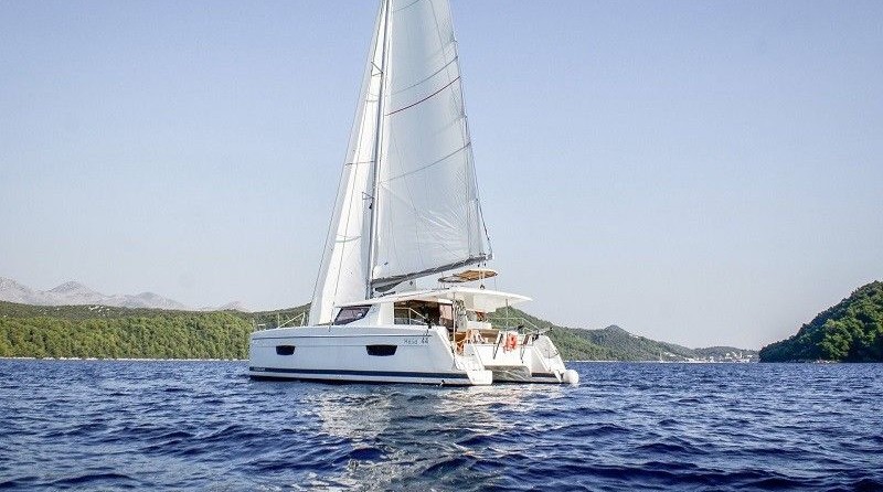 Fountaine Pajot Helia 44