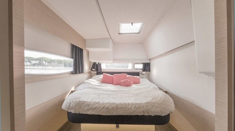 Fountaine Pajot Helia 44