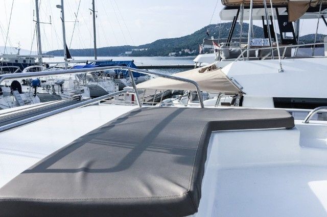 Fountaine Pajot Helia 44
