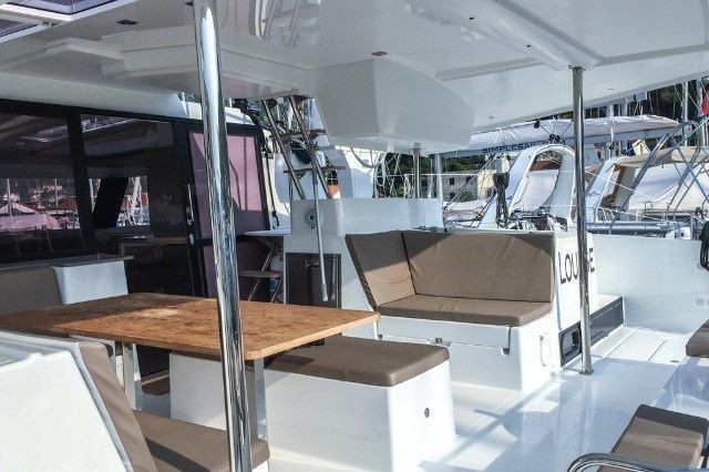 Fountaine Pajot Helia 44