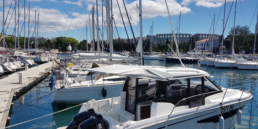 Jeanneau Merry Fisher 895