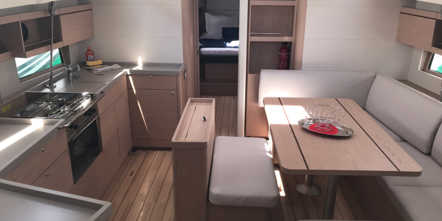 Beneteau Oceanis 46