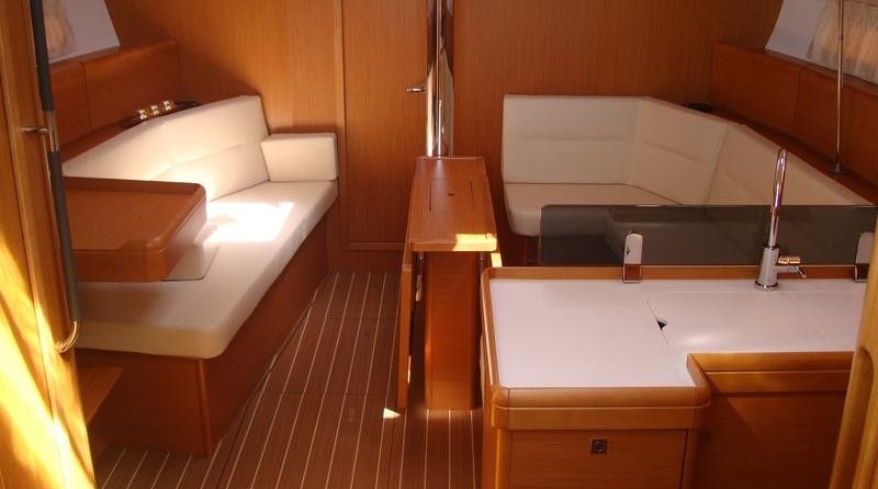 Jeanneau Sun Odyssey 42