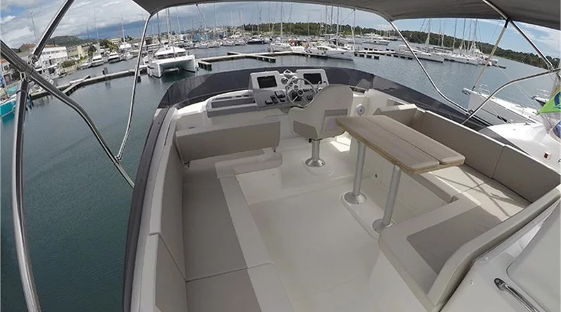 Beneteau Swift Trawler 47