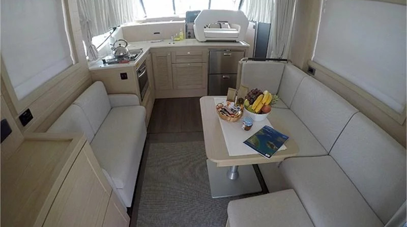 Beneteau Swift Trawler 47