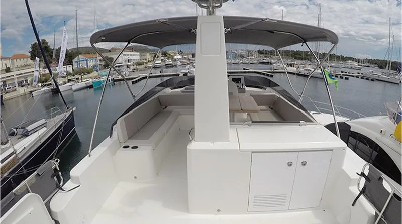 Beneteau Swift Trawler 47