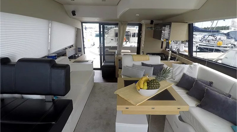 Jeanneau Prestige 590 Fly