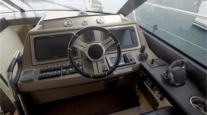 Jeanneau Prestige 590 Fly