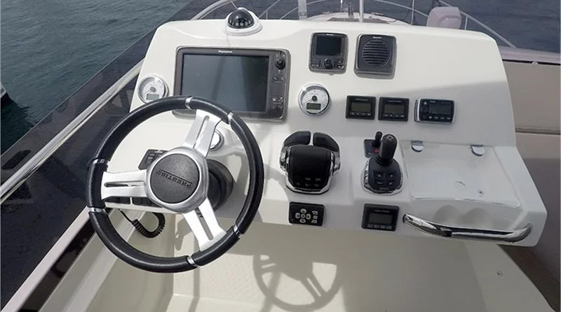 Jeanneau Prestige 590 Fly