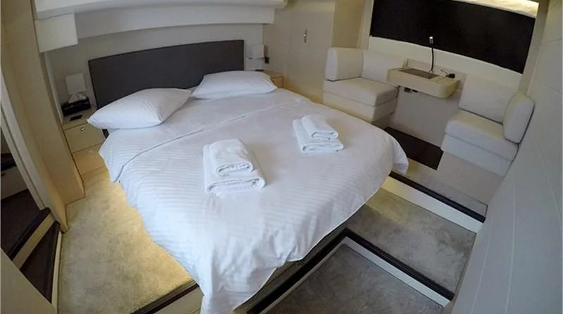 Jeanneau Prestige 590 Fly