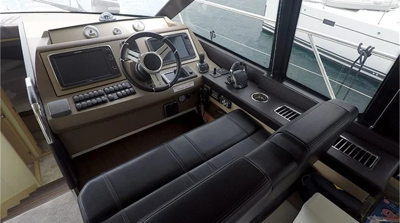 Jeanneau Prestige 590 Fly