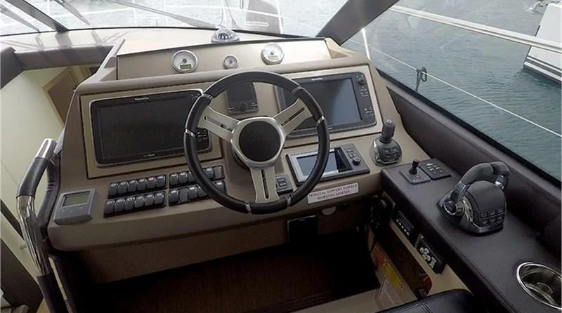 Jeanneau Prestige 590 Fly