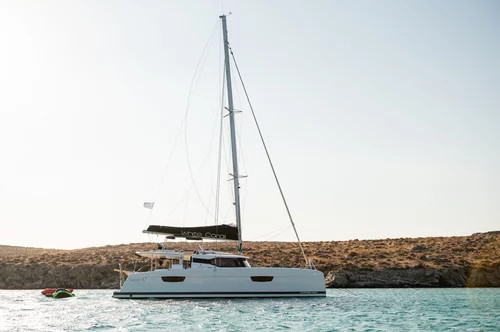 Fountaine pajot 47