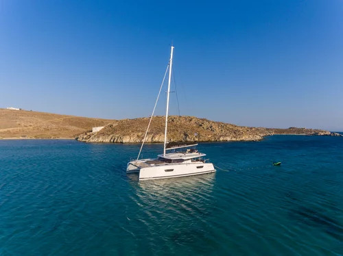 Fountaine pajot 47