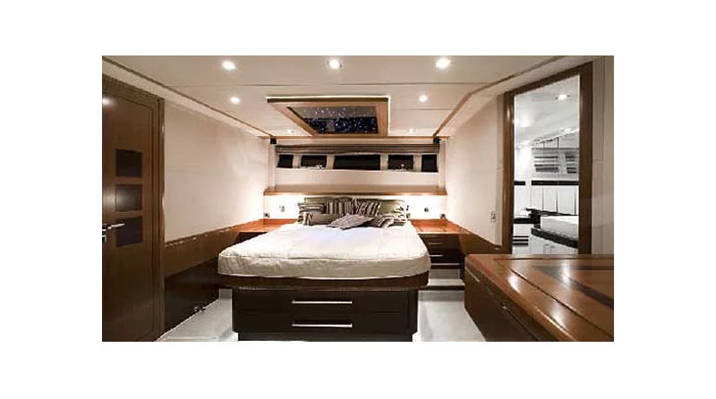 Galeon 640 FLY